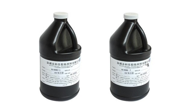 UV膠塑料與玻璃粘接的創新解決方案-紫外光固化uv膠