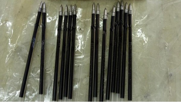 PVC筆桿粘PP筆芯管怎么粘不發白？