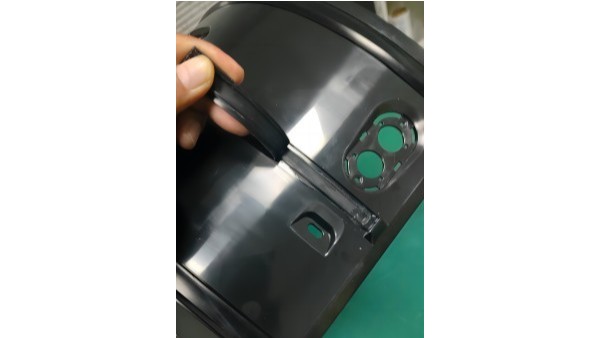 硅膠條粘PC硅膠粘塑膠膠水KJ-998-74T應用案例