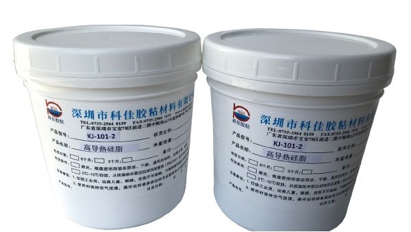 導熱硅脂的使用方法及固化后清理方法