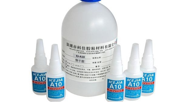 硅膠粘硅膠膠水，硅膠粘塑料快干膠與慢干型液體硅膠膠水