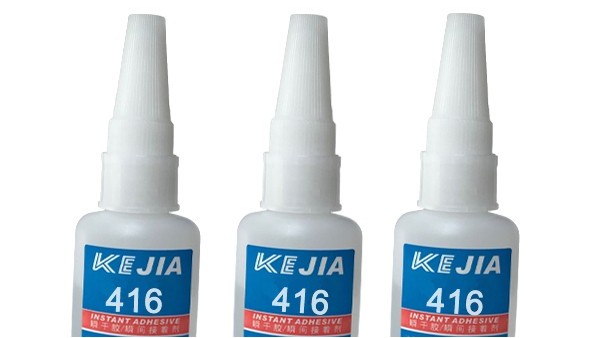 粘接塑料與金屬膠水使用時需要注意哪些問題