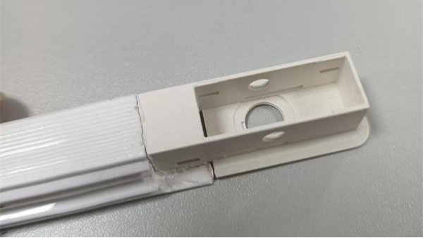 硅膠LED燈帶粘PC硅膠膠水應用案例