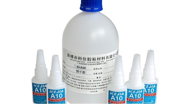 塑料用什么膠水？快干膠粘塑料有哪些優(yōu)勢